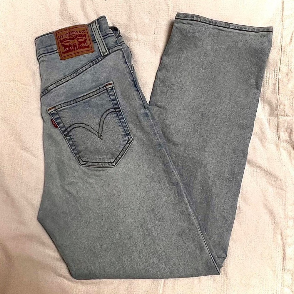 Levi’s high waisted wide leg ribcage jeans
